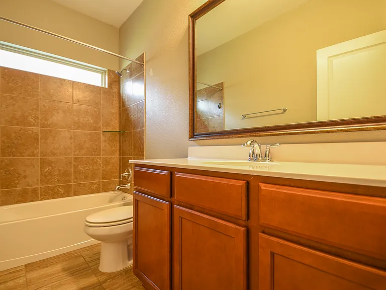 7712 Kendall Hill Dr — Photo 17
