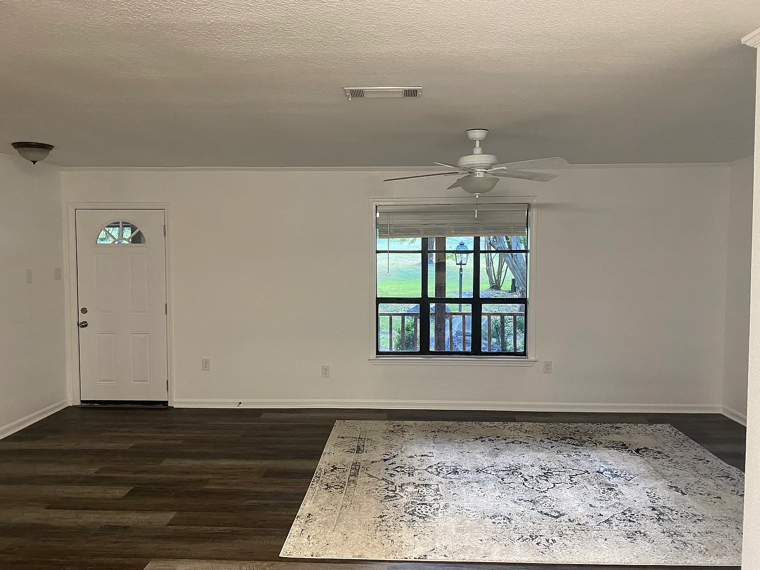 3 bed, 1448 sqft, $1,800 — Photo 4