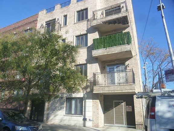 2nd image of 1835 E 14th St APT 3B