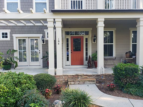 2nd image of 104 Hidden Pines Dr