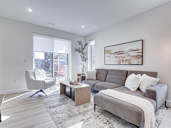 2nd image of 75 Walnut St #209