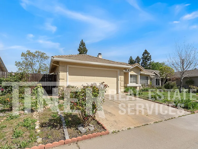 9071 Brevard Dr — Photo 5