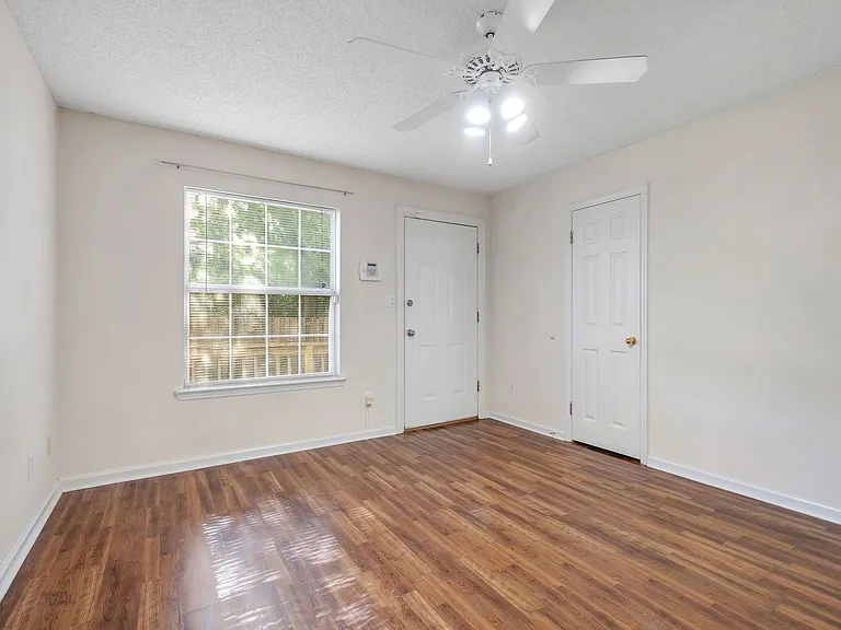 3056 Royal Palm Way — Photo 14
