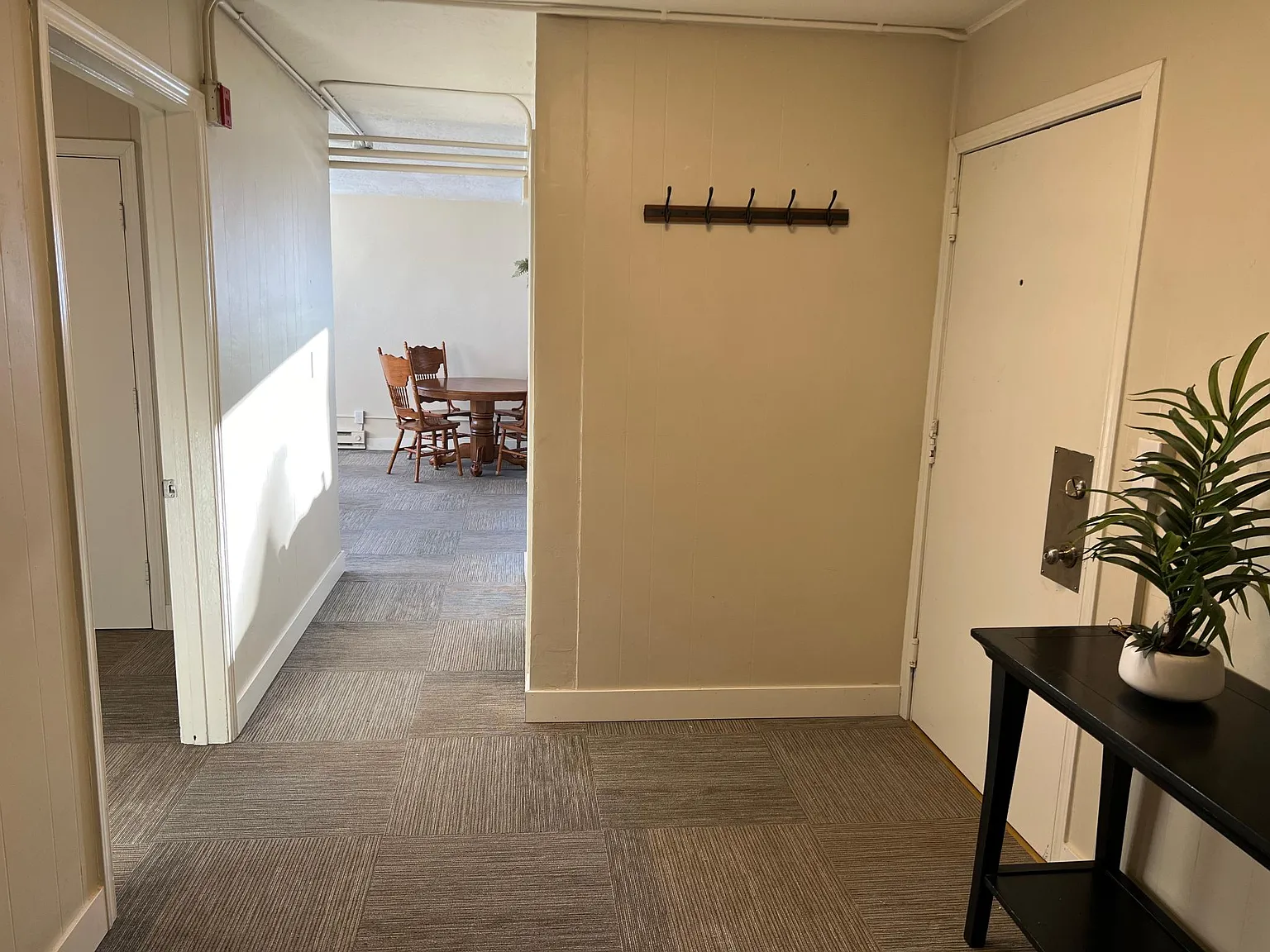835 D St — Photo 4