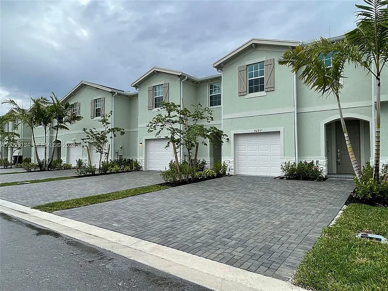 4297 Hammock Grove Dr #4297 — Photo 3