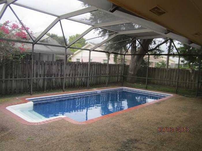 2nd image of 5725 SW 117th Ter