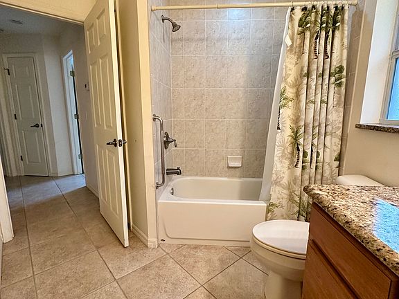 4th image of 8114 SW Barbara Dr