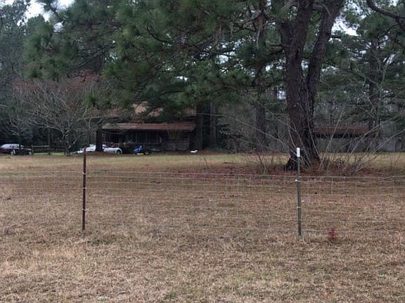 2nd image of 330 S Railroad Ln