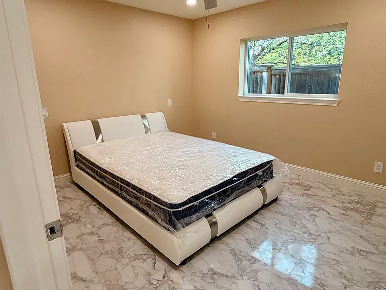 3110 Enfield St #B — Photo 7