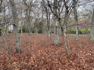20 Central Ave, East Hampton, NY 11937