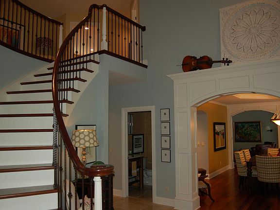4th image of 4100 Mahogany Way Ct NE