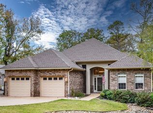 (Undisclosed Address), Hot Springs Village, AR 71909