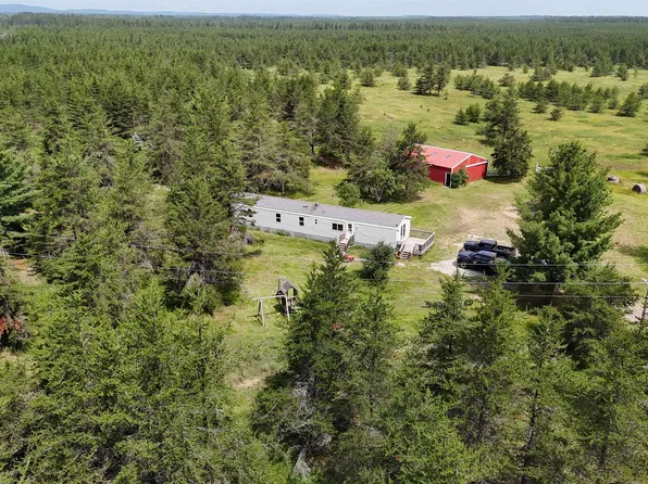 290 S Station Rd, Gwinn, MI 49841