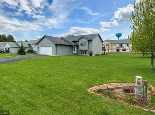 114 Newell St, Roberts, WI 54023