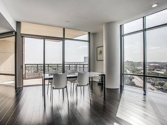 5th image of 4242 Broadway St APT 704