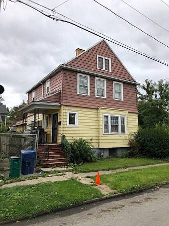 2nd image of 253 Rhode Island St