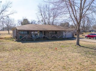 1105 W George Ave, Pocola, OK 74902