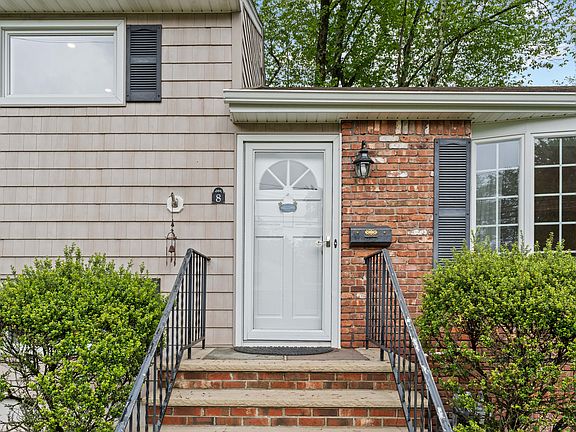 Welcoming Front Entry