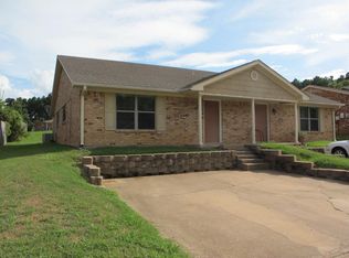 308 Mockingbird Ln, White Oak, TX 75693
