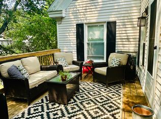 28 Waverly St, Portland, ME 04103