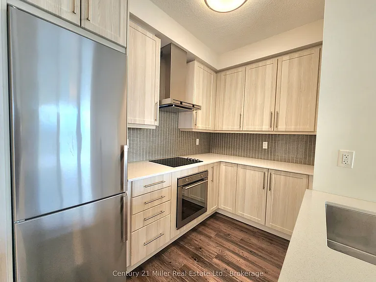 2087 Fairview St #607 — Photo 14