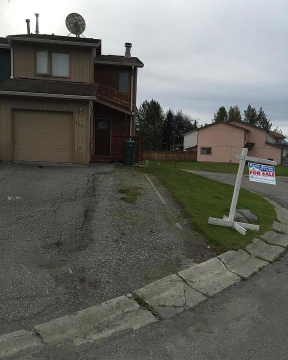 2nd image of 9081 Ashley Cir