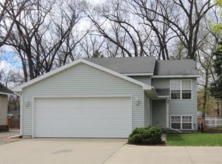 3701 Burlingame Ave SW, Wyoming, MI 49509