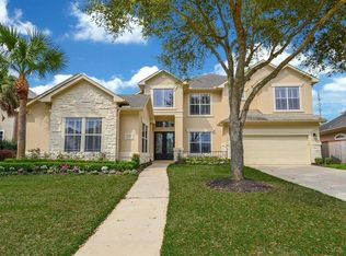 5222 Turning Leaf Ln, Sugar Land, TX 77479