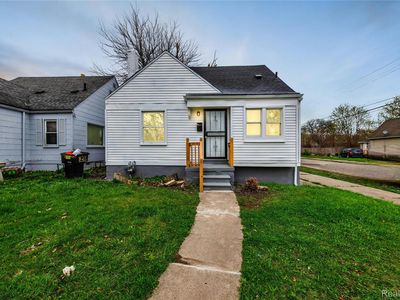 16121 Manning St, Detroit, MI, 48205
