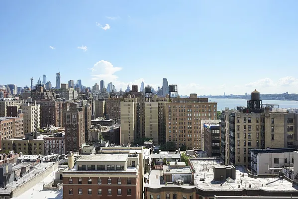 Sold by Warburg | media 28