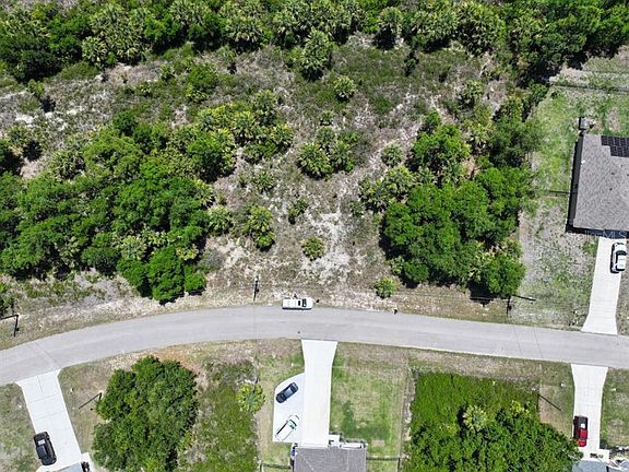 2nd image of CASCO CIR LOT 9
