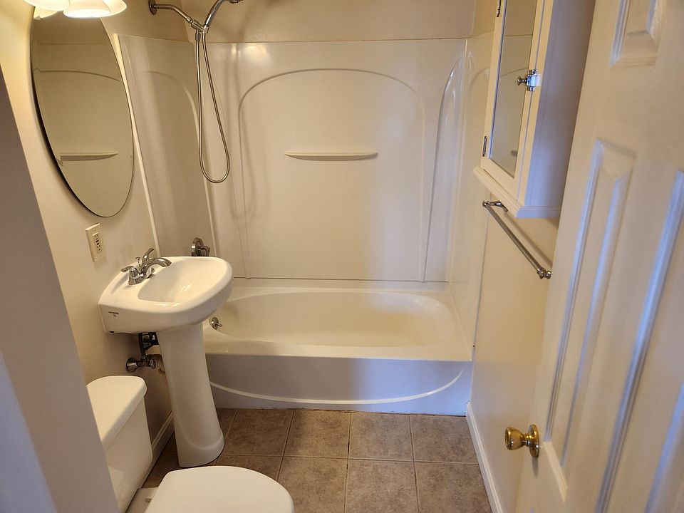 42 Willard St Ayer MA Zillow