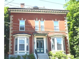 14 Mellen St APT 1R, Portland, ME 04101