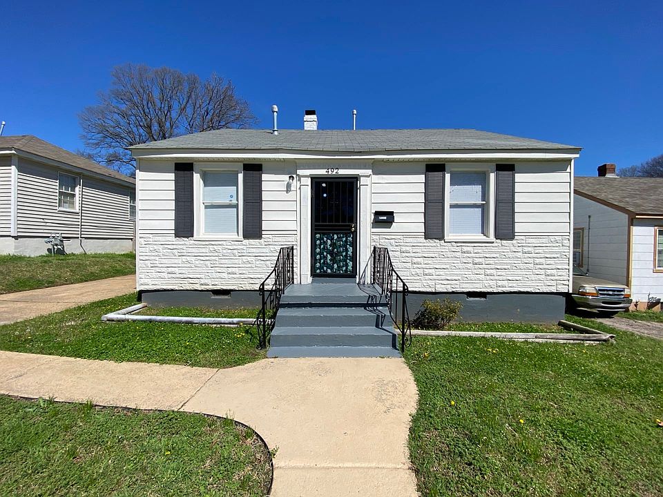 2nd image of 492 Jacklyn Ave