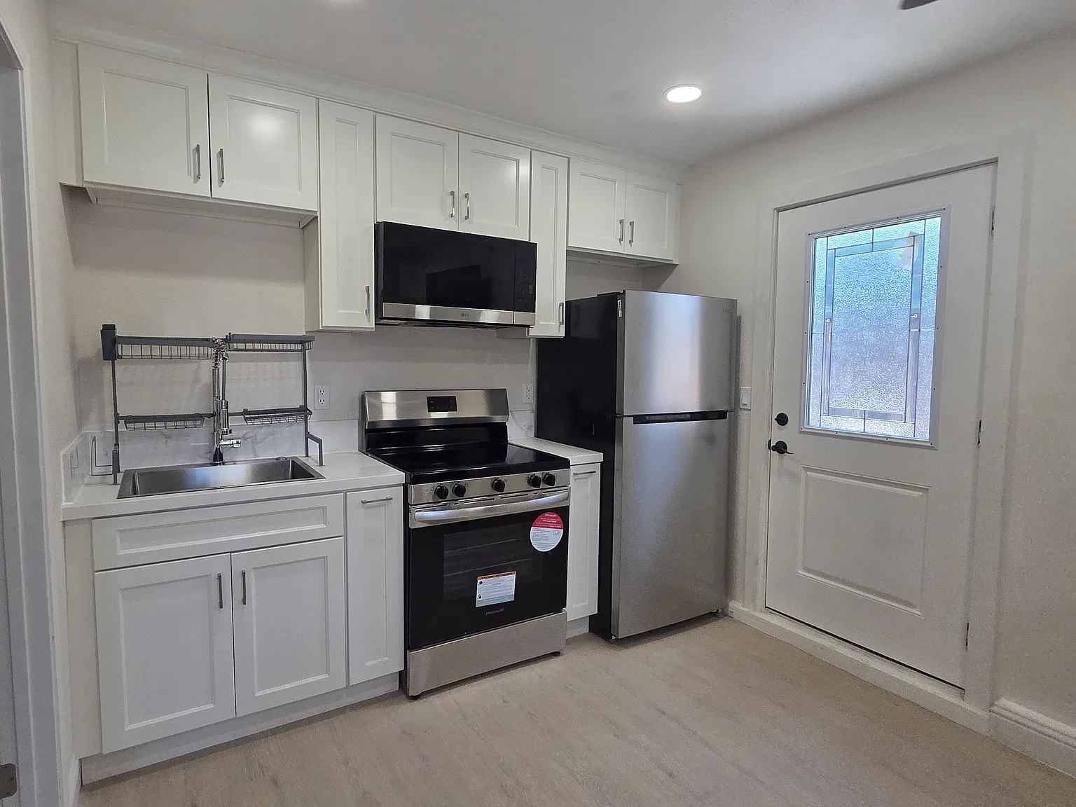 1 bed, 498 sqft, $1,575 — Photo 3