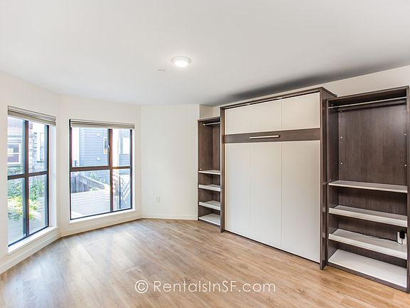 4th image of 1532 Howard St #201