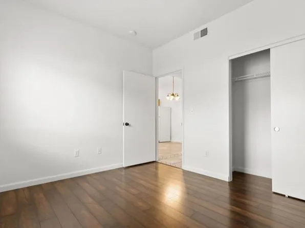 5650 E Sahara Ave, Las Vegas, NV