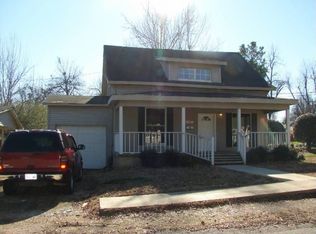 718 W Locust St, Paragould, AR 72450