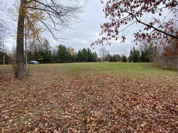 17-18 State Highway M #129, Sault Sainte Marie, MI 49783
