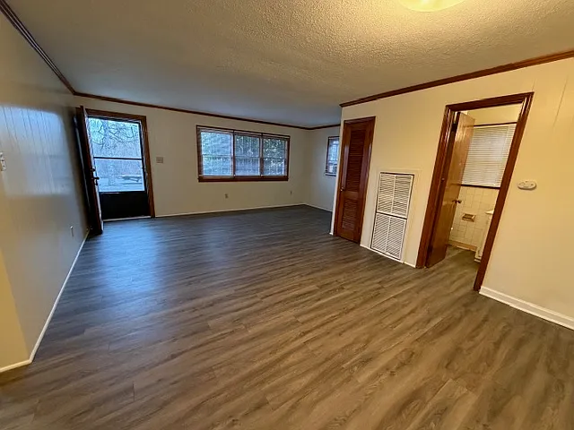 Building Photo - 239 W Stadium Dr #A