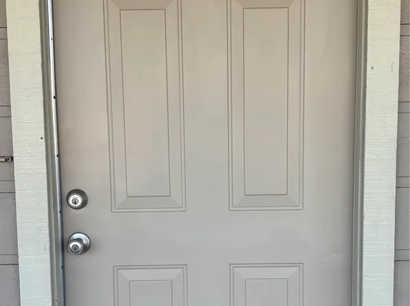 3820 NW Huntsboro St APT 102, Lake City, FL 32055