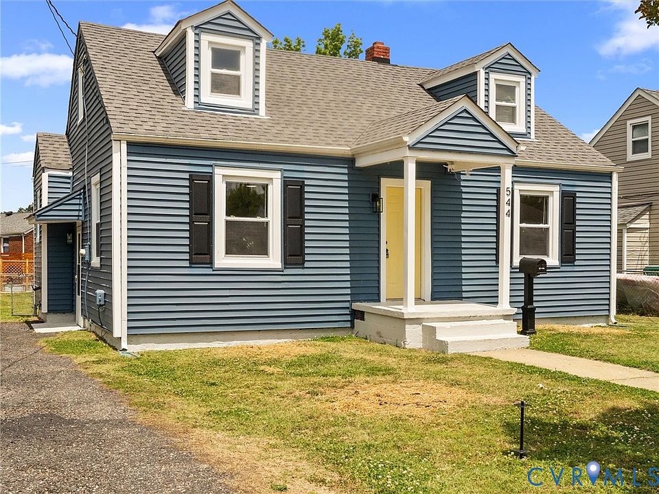 1st image of 544 Roslyn Ave