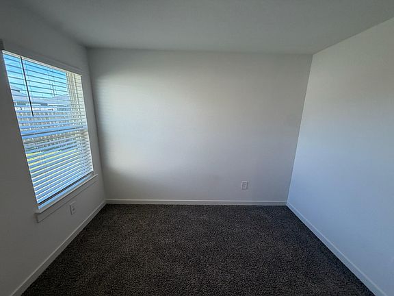 2nd image of 31603 Chollerford Ct