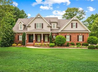 8513 Point Oak Dr, Colfax, NC 27235