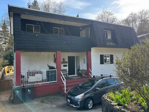 4339 Cliffmont Rd, North Vancouver, BC V7G 1J6