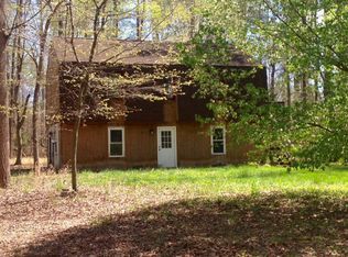 86 Turkey Neck Rd, Water View, VA 23180