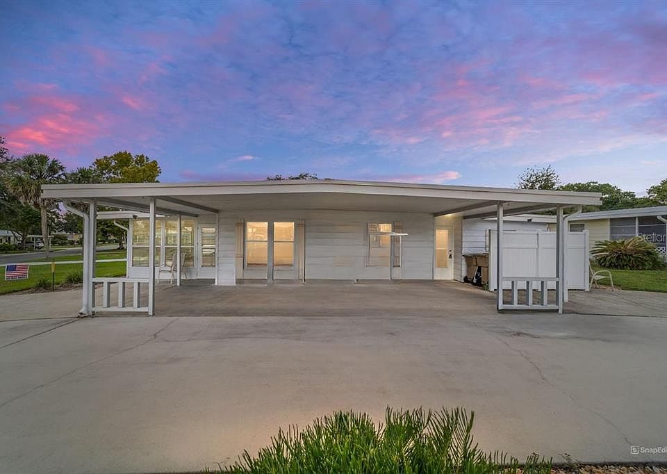 1st image of 1045 LAKE DRIVE