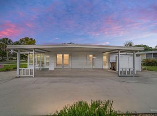 1045 Lake Dr, Grand Island, FL 32735