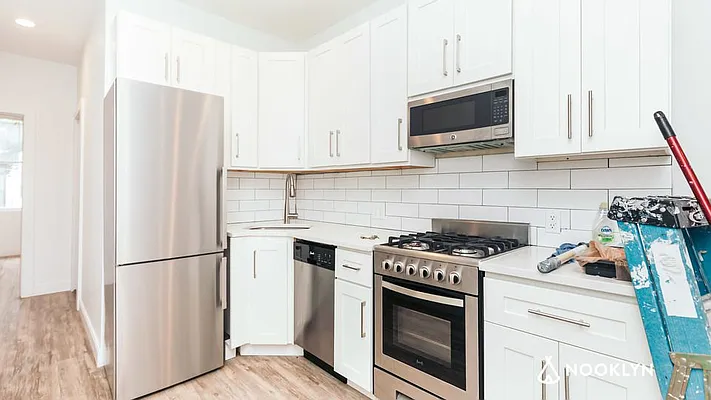 Rented by Nooklyn NYC LLC | media 40