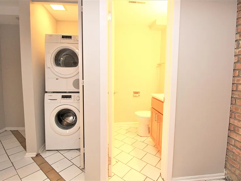 2714 N Mildred Ave #1 — Photo 27